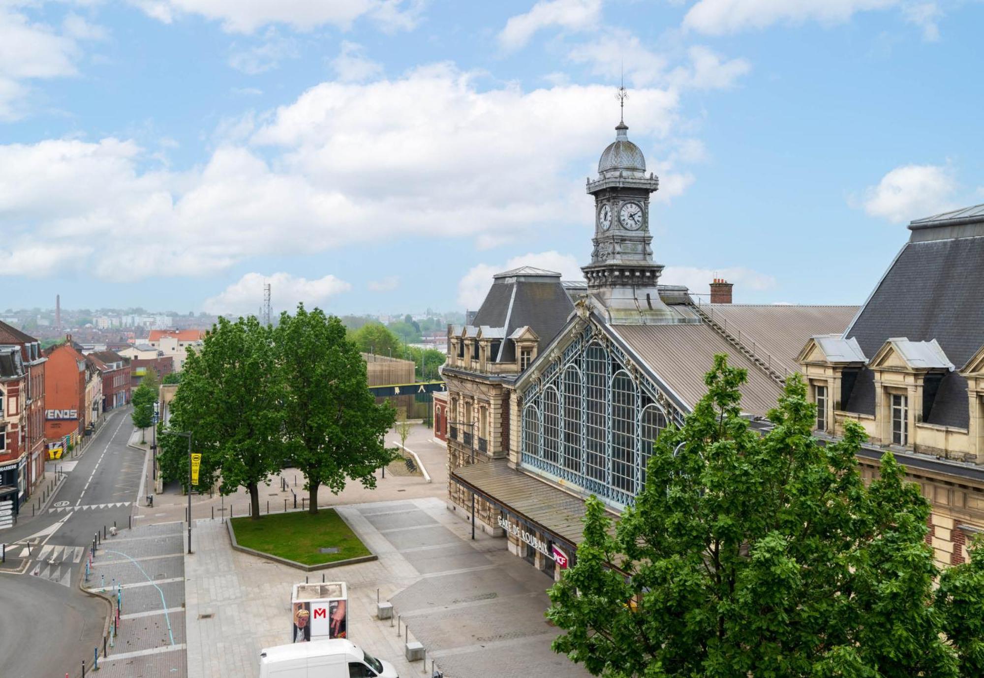 B&B Hotel Lille Roubaix Campus Gare Buitenkant foto