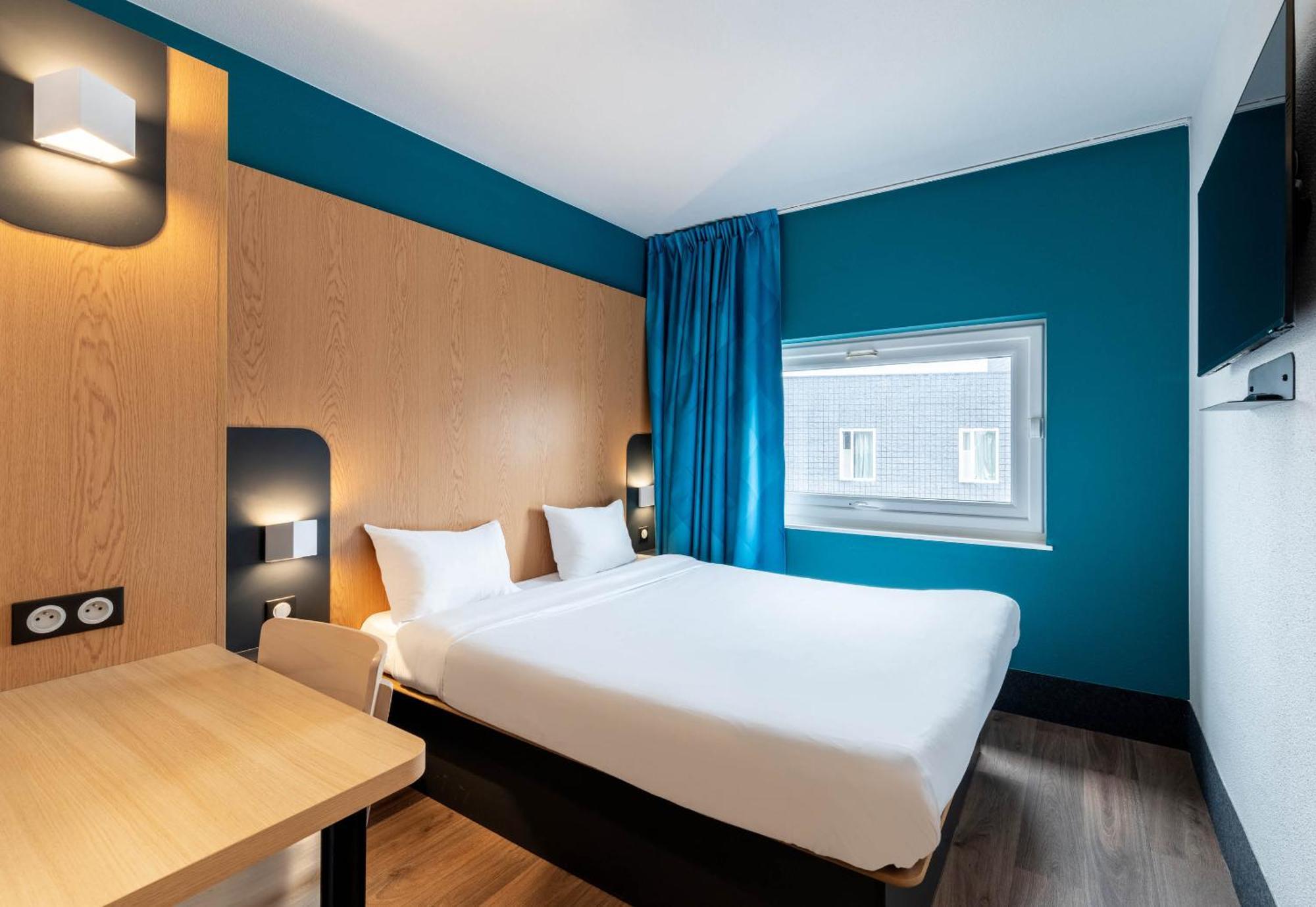 B&B Hotel Lille Roubaix Campus Gare Buitenkant foto