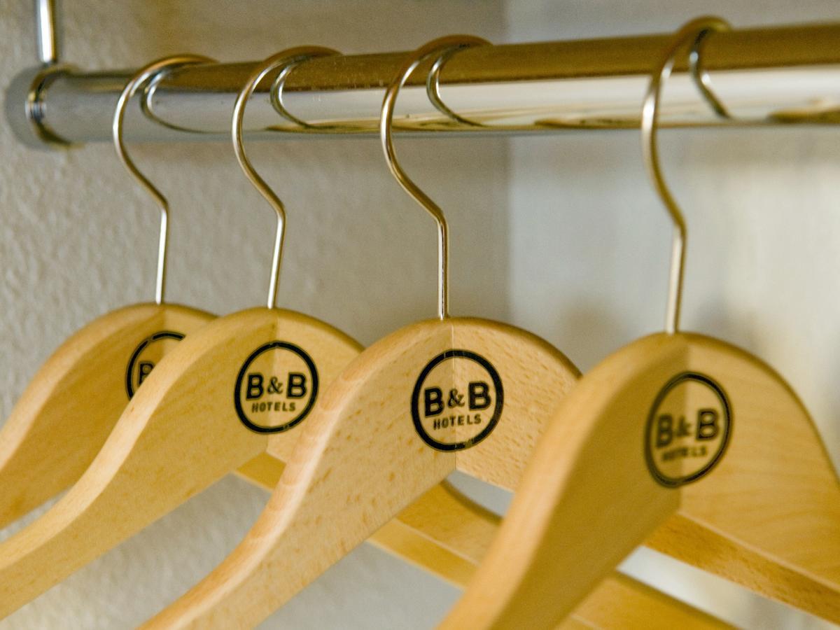 B&B Hotel Lille Roubaix Campus Gare Buitenkant foto
