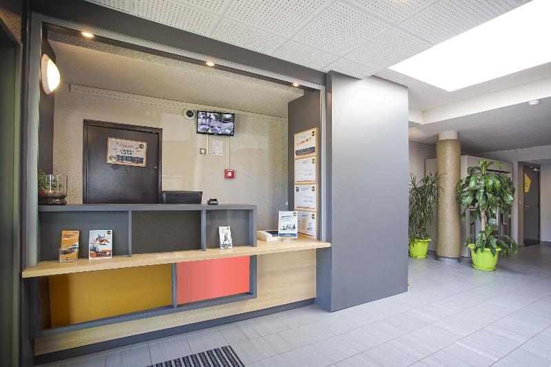 B&B Hotel Lille Roubaix Campus Gare Buitenkant foto